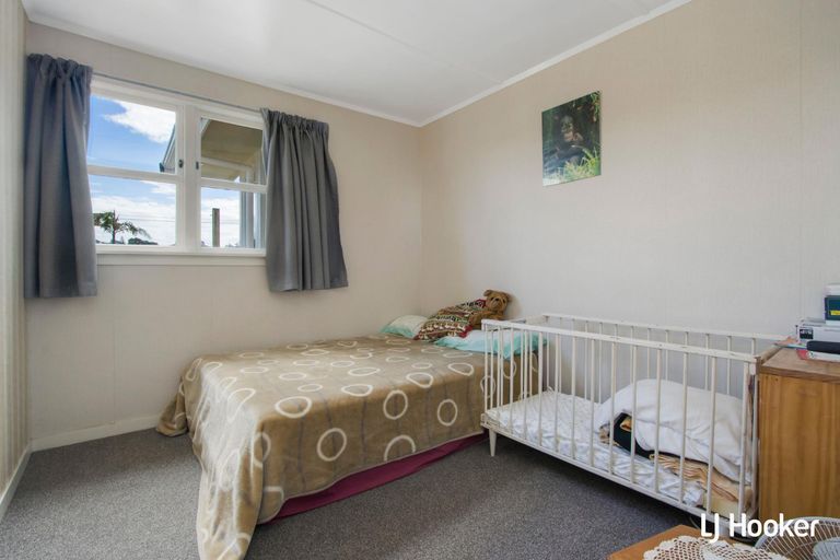 Photo of property in 49 Hillview Road, Waihi Beach, 3611