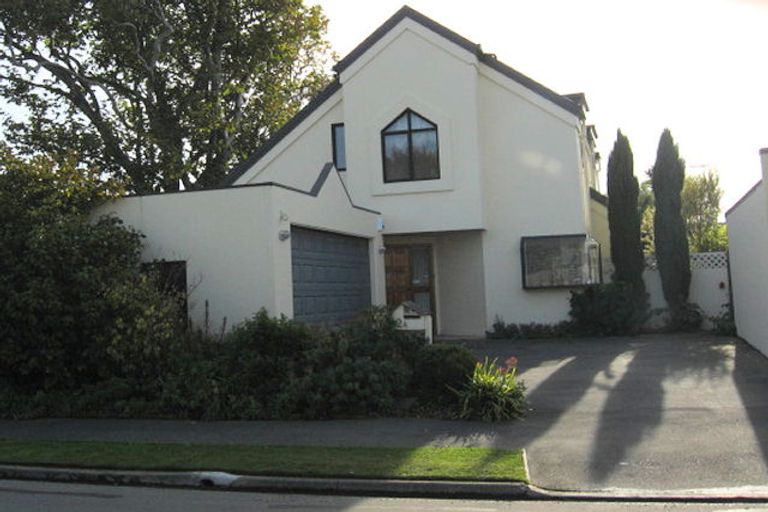 Photo of property in 3/2c Coldstream Court, Ilam, Christchurch, 8041