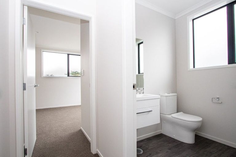 Photo of property in 2/45 Cook Street, Hamilton East, Hamilton, 3216