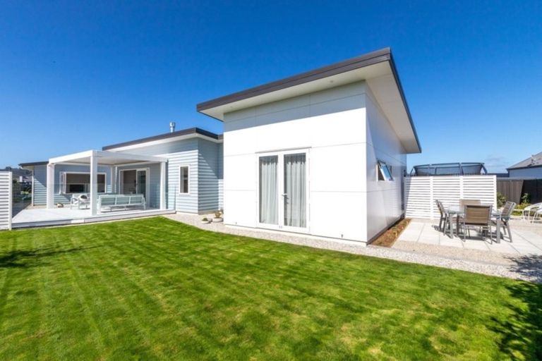 Photo of property in 14 Silver Springs Boulevard, Mosgiel, 9024