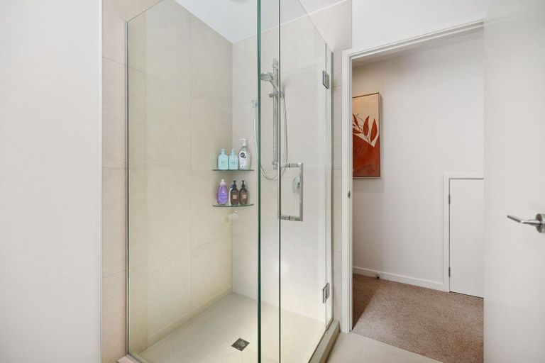 Photo of property in 9 Mulholland Drive, Jacks Point, 9371