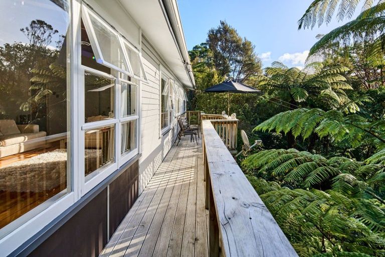 Photo of property in 194 Eastern Hutt Road, Taita, Lower Hutt, 5019