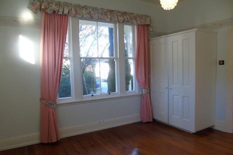 Photo of property in 39 Richmond Street, Petone, Lower Hutt, 5012
