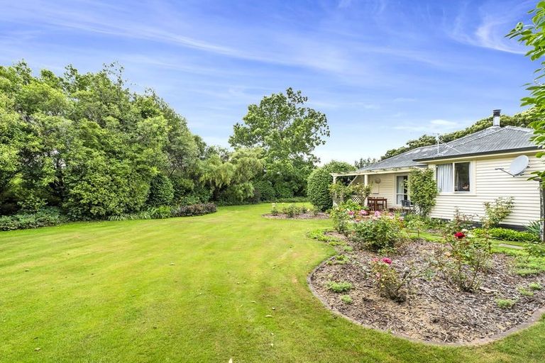 Photo of property in 1437 Selwyn Lake Road, Leeston, 7682