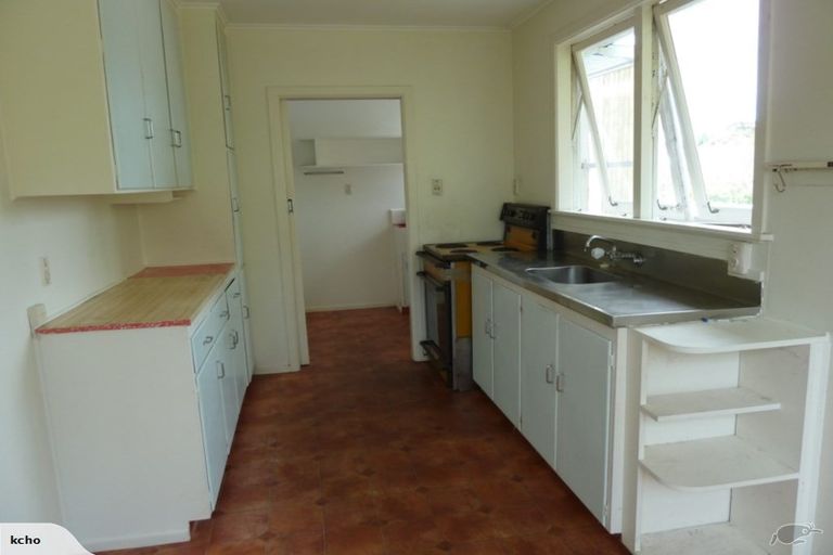 Photo of property in 2/25 Nutsey Avenue, Northcote, Auckland, 0627