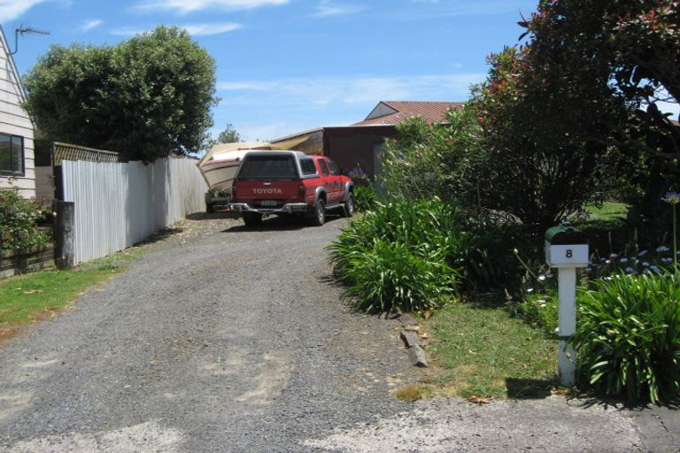 Photo of property in 8 Litchfield Place, Clarks Beach, 2122