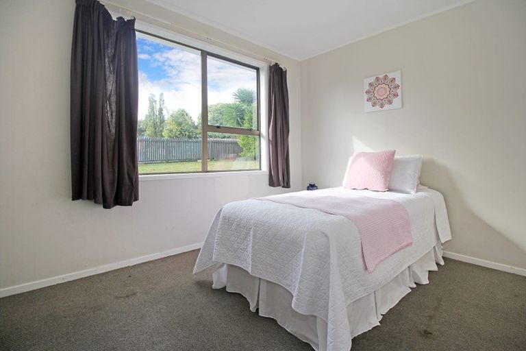 Photo of property in 5 Rako Place, Manurewa, Auckland, 2102