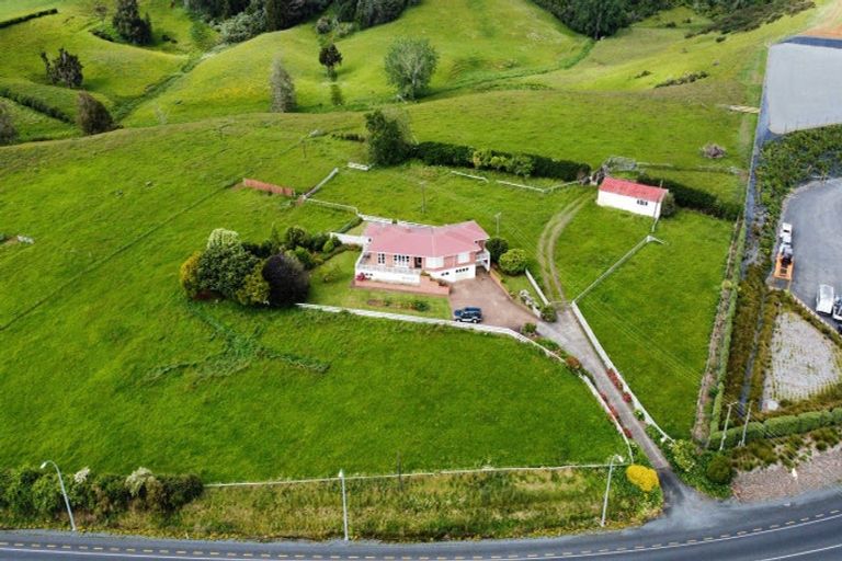 Photo of property in 323 Buckland Road, Buckland, Pukekohe, 2677