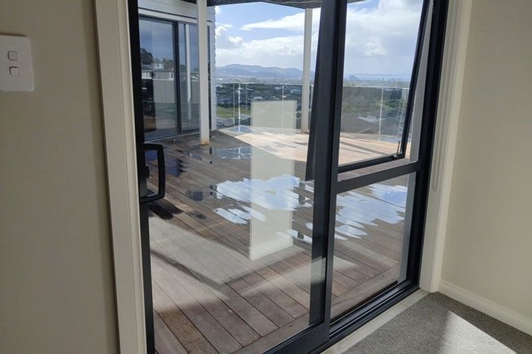 Photo of property in 82 Wainui Road, Silverdale, 0932