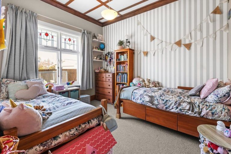 Photo of property in 10 Latham Street, Napier South, Napier, 4110