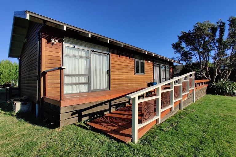 Photo of property in 23 Paetawa Road, Peka Peka, Waikanae, 5391