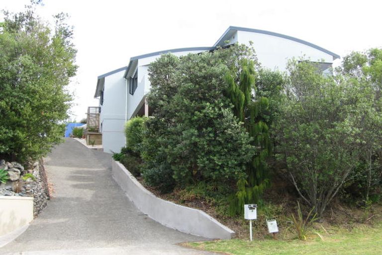 Photo of property in 1/9 Marina Road, Torbay, Auckland, 0630