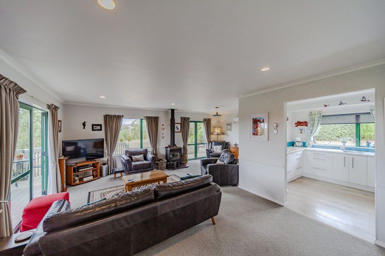 Photo of property in 22 Tod Road, Otane, 4277