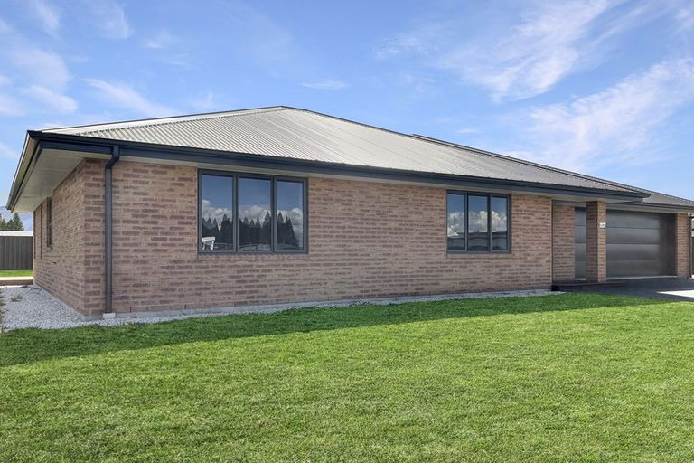 Photo of property in 8 Birch Hill Drive, Twizel, 7901