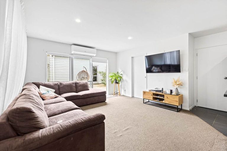 Photo of property in 47 Treestump Road, Takanini, 2112