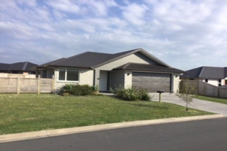 Photo of property in 49 Kahuparere Crescent, Pyes Pa, Tauranga, 3112