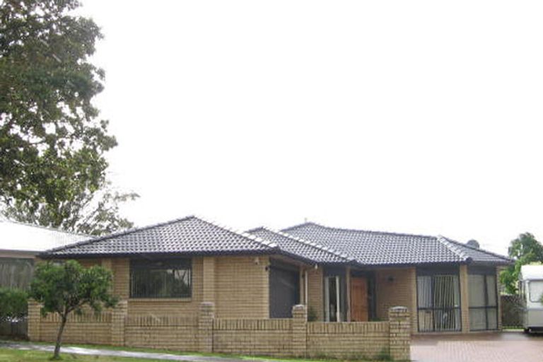 Photo of property in 137 Sturges Road, Henderson, Auckland, 0612