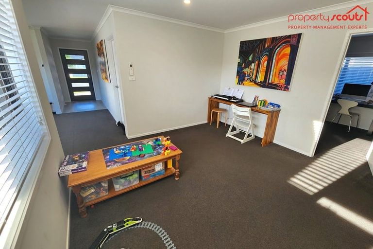 Photo of property in 15 Harding Drive, Papamoa Beach, Papamoa, 3118