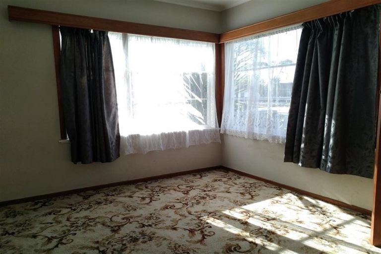 Photo of property in 32 Regent Street, Papatoetoe, Auckland, 2025