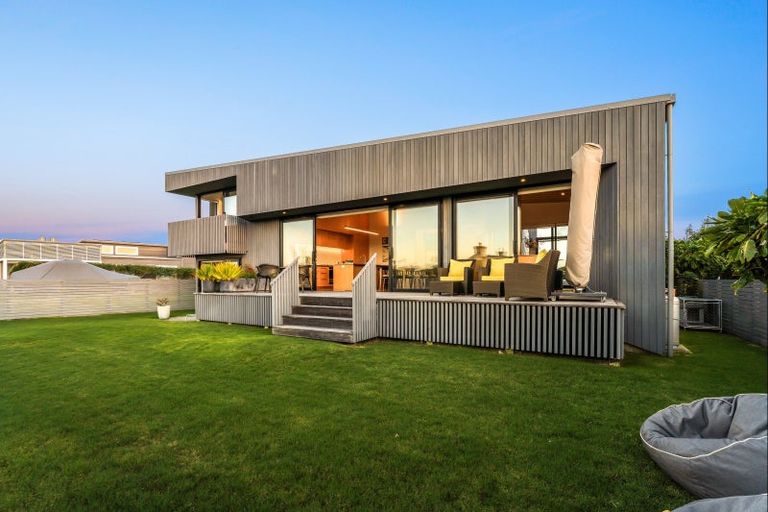 Photo of property in 33 Kokopu Street, Omaha, 0986