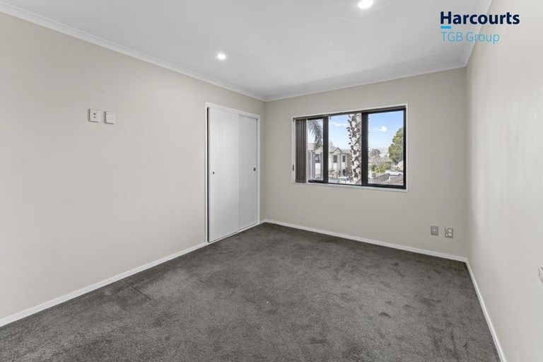 Photo of property in 4 Kakaho Way, Papatoetoe, Auckland, 2025