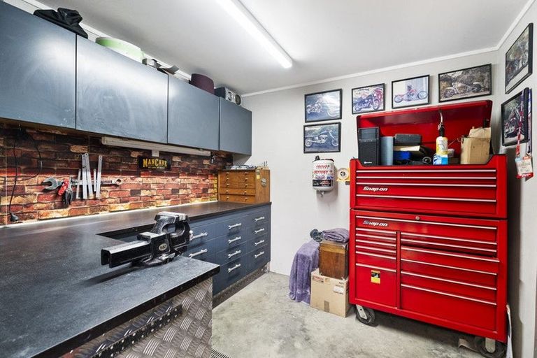 Photo of property in 46 Brian Crescent, Stanmore Bay, Whangaparaoa, 0932