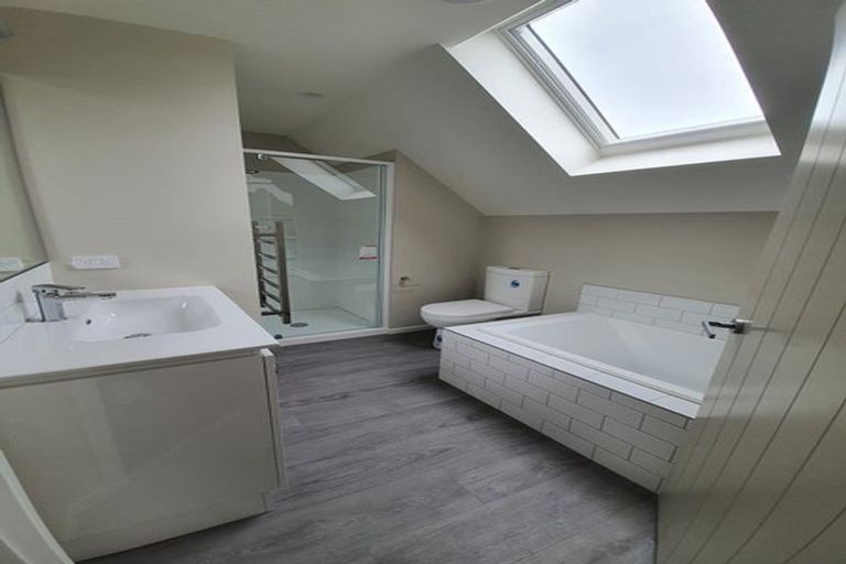 Photo of property in 6d Te Whiti Grove, Waterloo, Lower Hutt, 5011