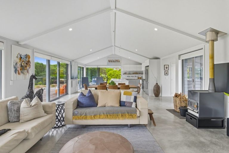 Photo of property in 34 Pairuku Lane, Peka Peka, Waikanae, 5391