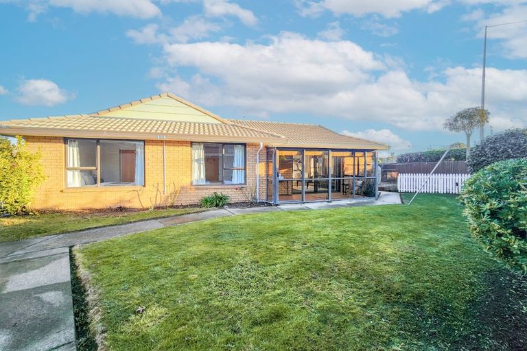 Photo of property in 1/18 Dumfries Drive, Hei Hei, Christchurch, 8042