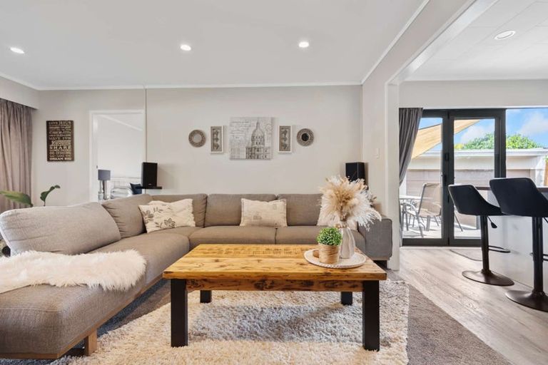 Photo of property in 4 Thackeray Place, Owhata, Rotorua, 3010