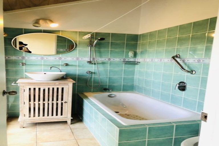 Photo of property in 8 Jackson Way, Stillwater, Silverdale, 0993