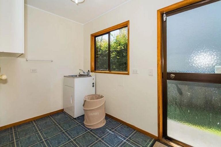 Photo of property in 2/56 Galaxy Drive, Mairangi Bay, Auckland, 0630