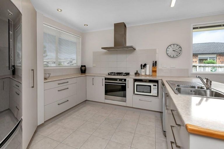 Photo of property in 371 One Tree Point Road, One Tree Point, 0118