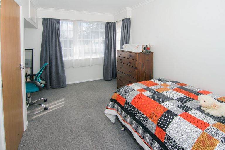 Photo of property in 76 Raglan Street, Lansdowne, Masterton, 5810