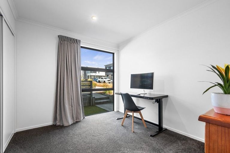 Photo of property in 1 Kaiwawao Lane, Hobsonville, Auckland, 0616