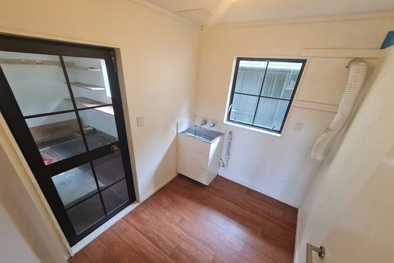 Photo of property in 10 Flinders Place, Johnsonville, Wellington, 6037