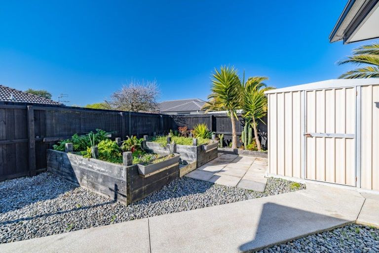 Photo of property in 4 Sandpiper Place, Waimairi Beach, Christchurch, 8083