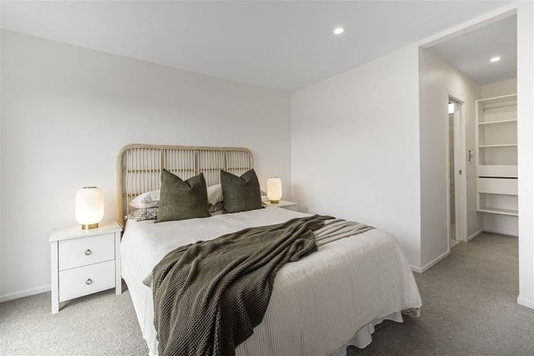 Photo of property in 5c Hillcrest Avenue, Hillcrest, Auckland, 0627