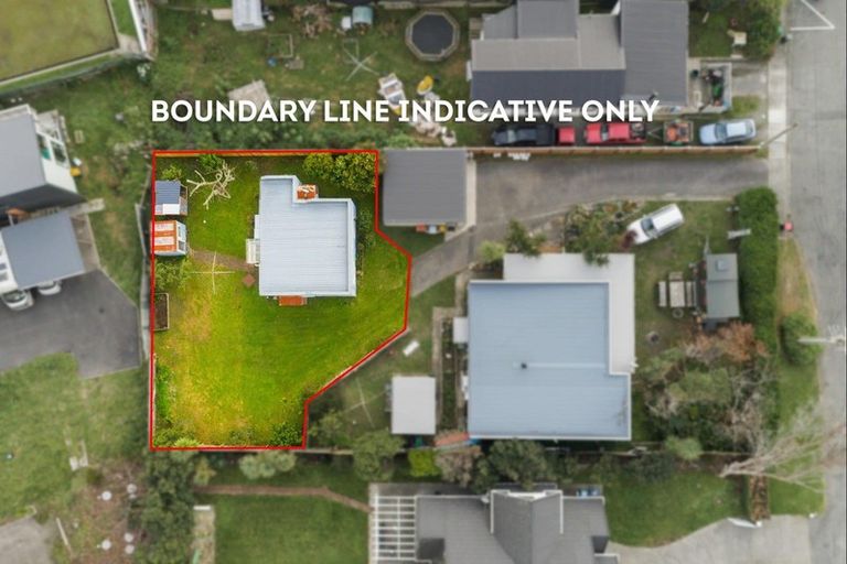 Photo of property in 8a Robertson Road, Paekakariki, 5034