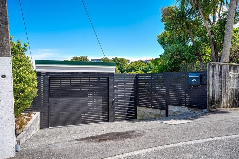 Photo of property in 45 Maungaraki Road, Korokoro, Lower Hutt, 5012