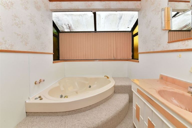 Photo of property in 26 Siesta Terrace, Gulf Harbour, Whangaparaoa, 0930