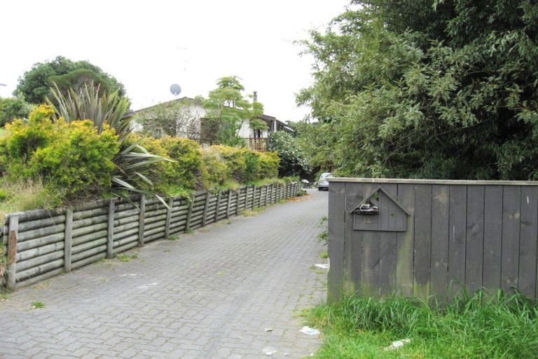 Photo of property in 14 Toroa Road, Otaihanga, Paraparaumu, 5036