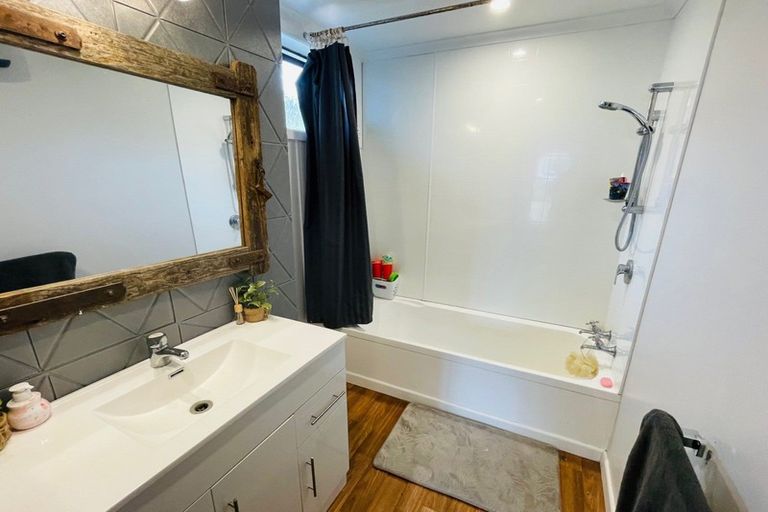 Photo of property in 25 Prince Street, Winton, 9720