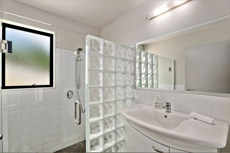 Photo of property in 107b Kings Drive, Wanaka, 9305