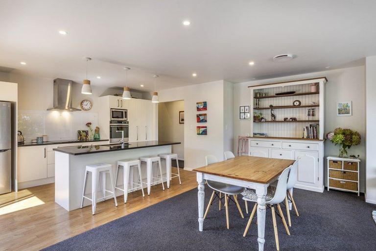 Photo of property in 301 Tauhara Ridge Drive, Richmond Heights, Taupo, 3330