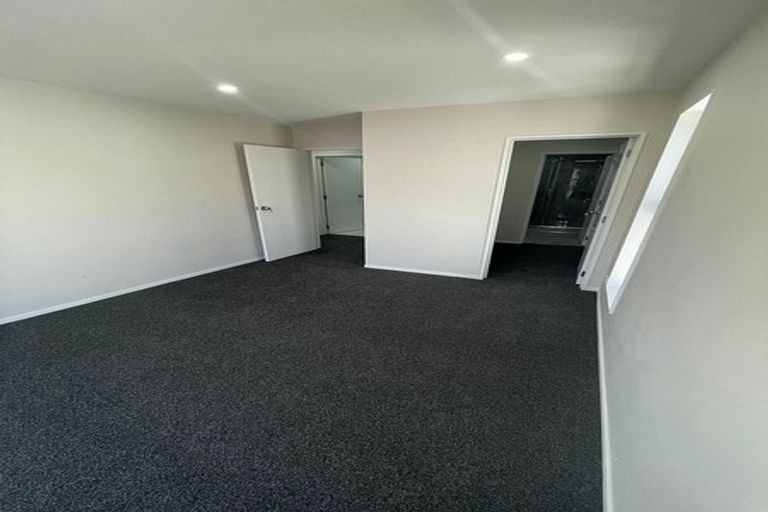 Photo of property in 105a Great South Road, Manurewa, Auckland, 2102