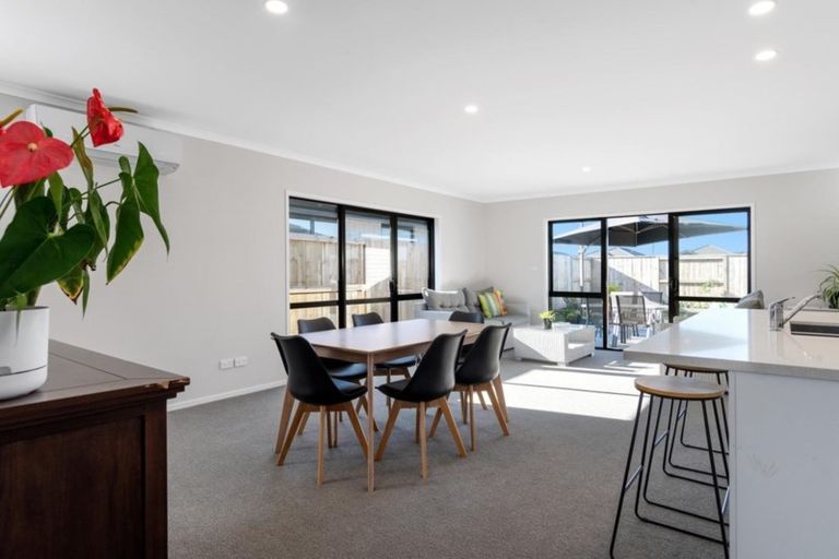 Photo of property in 14 Kuru Place, Papamoa, 3118