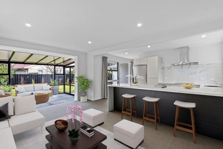 Photo of property in 6b Kaputone Place, Belfast, Christchurch, 8051