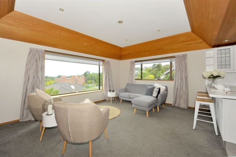 Photo of property in 10 Indira Lane, Cashmere, Christchurch, 8022