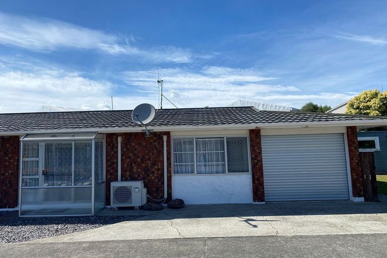 Photo of property in 4/118 Botanical Road, Takaro, Palmerston North, 4412